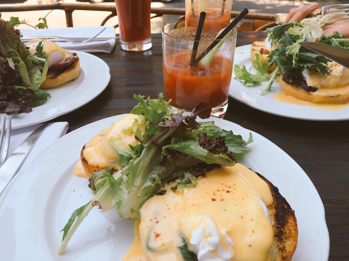 Paladar Urbano (@paladarurbano) on Twitter photo Y un brunch a esta hora? #thewhiterabbit <a href="/twrstgo/">The White Rabbit</a> #brunch #brunchscl #tengohambre #bloodymary @Barriobellavist #celebrar Y un brunch a esta hora? #thewhiterabbit <a href="/twrstgo/">The White Rabbit</a> #brunch #brunchscl #tengohambre #bloodymary @Barriobellavist #celebrar