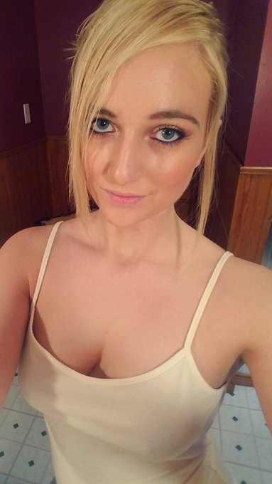 My hair is finally long enough I can start trying cool new hairstyles 😊 kinda fun! 🤗 https://t.co/WF<a href="/tag/mvsales"class="tags"><span>#mvsales</span></a>