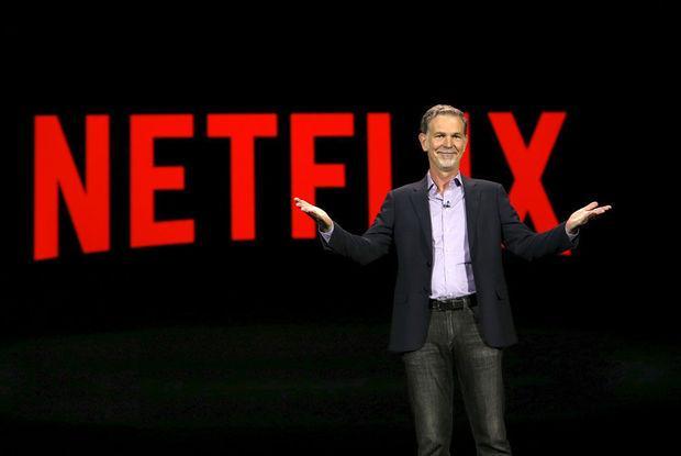 datanews_nl's tweet photo. Goed nieuws: Netflix laat je nu video's downloaden en offline kijken https://t.co/mKnXD5jF2E https://t.co/EukFoFzXf1