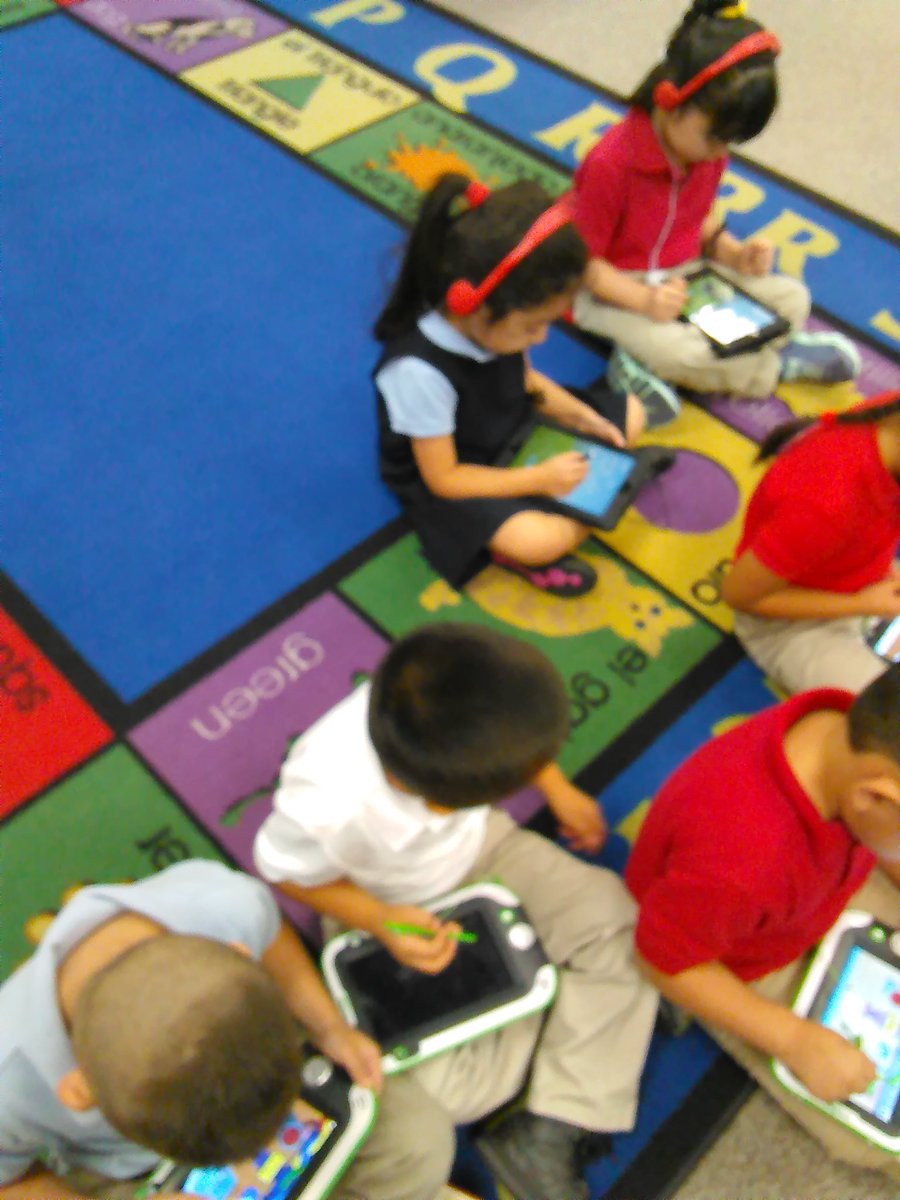 mshoaglin's tweet photo. #PreKTech @HicksTigers #Hicks1516 #LeapPads learning new apps. https://t.co/L44DyyACak