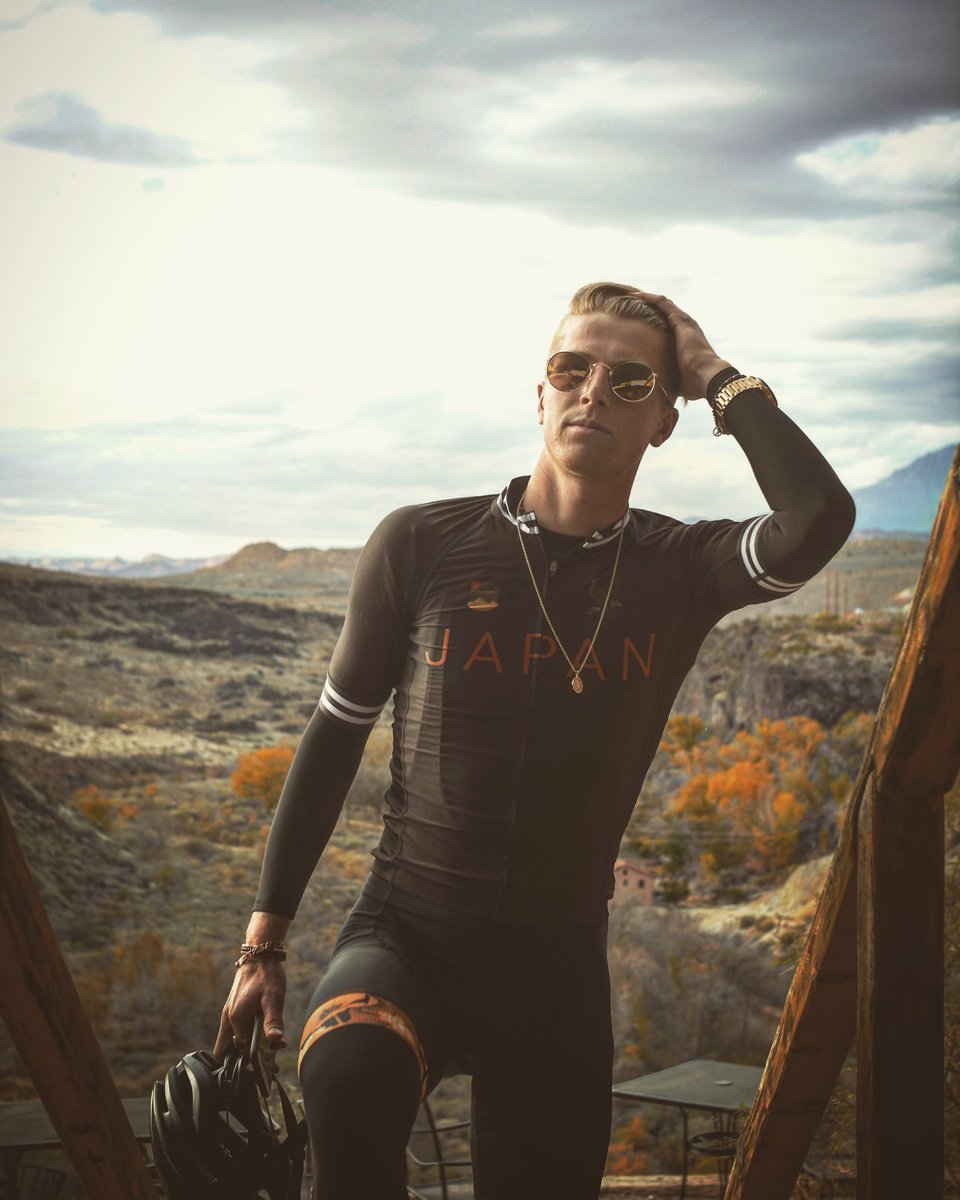 tj_eisenhart's tweet photo. LIFESTYLE. #sommetapparel #cyclingkits #fashion #japan https://t.co/hM1HTLa2SQ