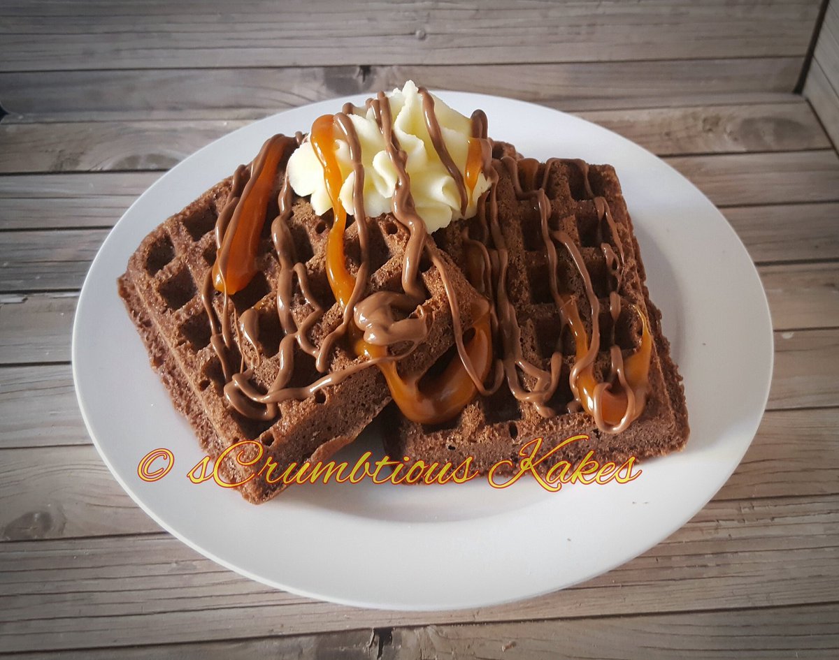 sCrumbtiousK's tweet photo. Well.......there it is...Chocolate cake waffles topped with cream cheese icing, melted chocolate and salted caramel @sweet_magazine #waffles https://t.co/95jDTZbM8z