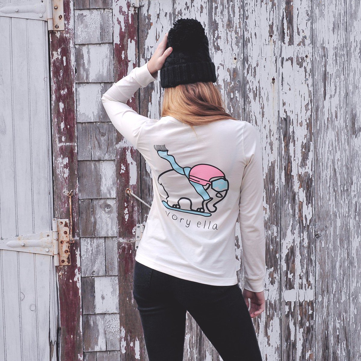 shopivoryella's tweet photo. ❄12 DAYS OF IVORY ELLA❄ 

DAY 2 Sneak Peek - Fitted Cream Half-Pipe 

Follow our Snapchat: Shopivoryella ✌ https://t.co/ZElsmxrTAY