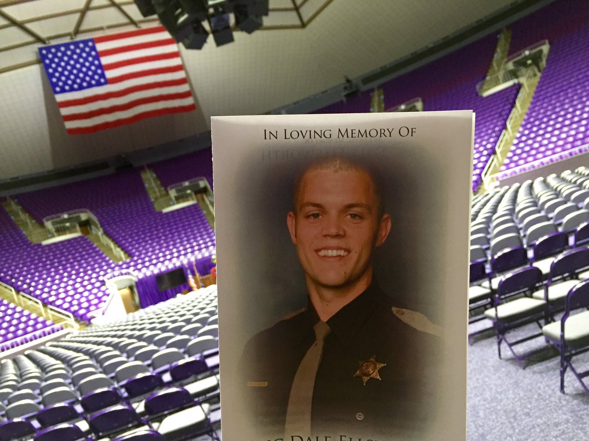 UTHighwayPatrol's tweet photo. Today we honor a hero. RIP #TrooperEllsworth. Gone but never forgotten. https://t.co/VwDsCJZpie