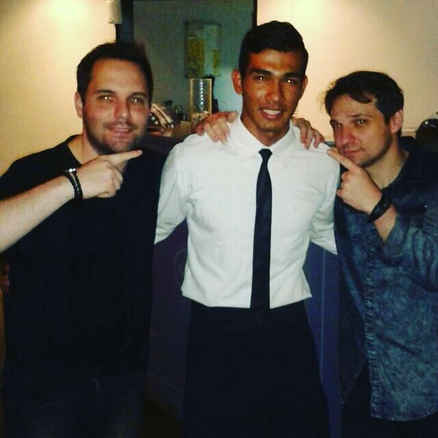 eldredleon's tweet photo. @LaBomba_Televen #SanLuisEnLaBomba saludos a santiago y mi amigo luigi saludos de parte de leon oura #lecherias https://t.co/OSQhG4XB9i