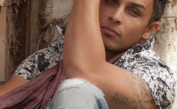 Un Réunionnais qualifié pour Mister France 2017: Un Réunionnais, Julien... | #zinfos974 zinfos974.com/Un-Reunionnais…