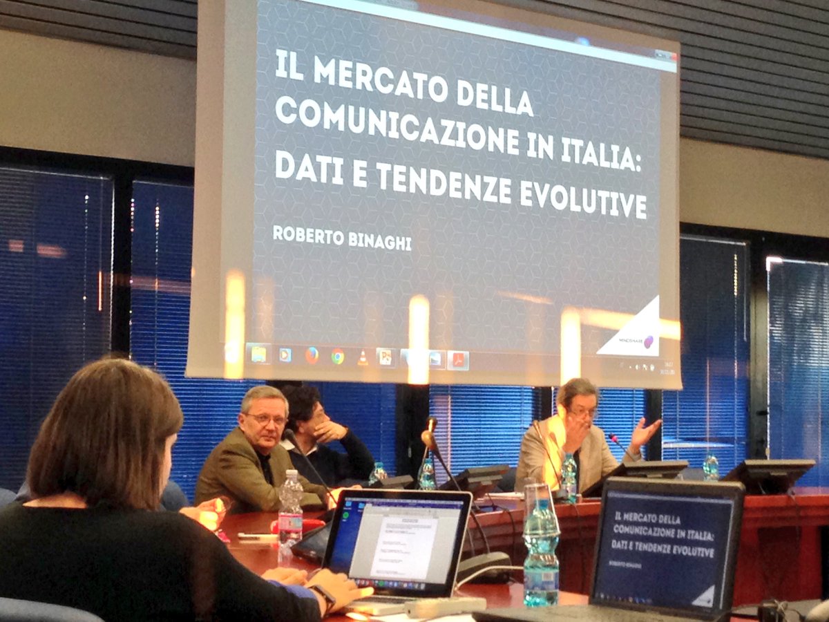 uniiulm's tweet photo. Ora in Aula Seminari 1^ workshop #IULM sui mestieri della #Comunicazione. Si parla della trasformazione delle agenzie. #webagency #Marketing https://t.co/GkXAYnbN6q
