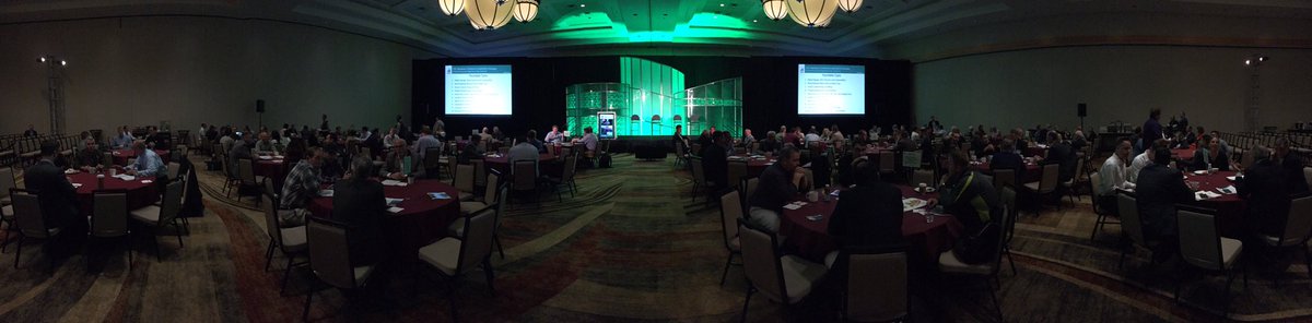 It's a full house for #RetailGreen Breakfast Roundtables. Looking forward to a great day 2!