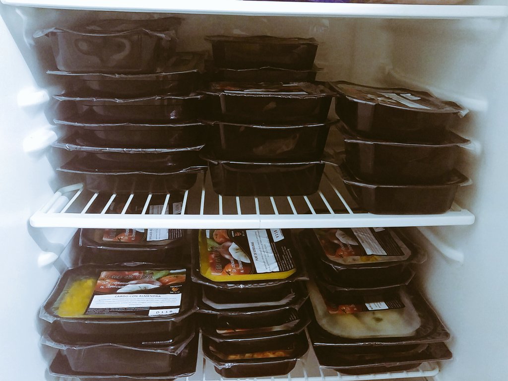 pisaco_'s tweet photo. Comidas MIR patrocinadas por @GHdeLuz #dinoamorirdehambre #pisacosubscripcionvip #LaVidaEsMuyCortaPara hacerte la comida https://t.co/JUhUJUspiF