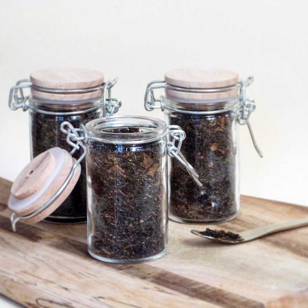 Découvrez cette #recette de #thé de #Noël à déguster quand il fait froid dehors ou à offrir pendant les fêtes ! 🎄
lc.cx/otYt