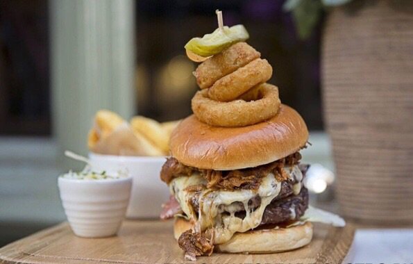 The ShakespearePub tweet media