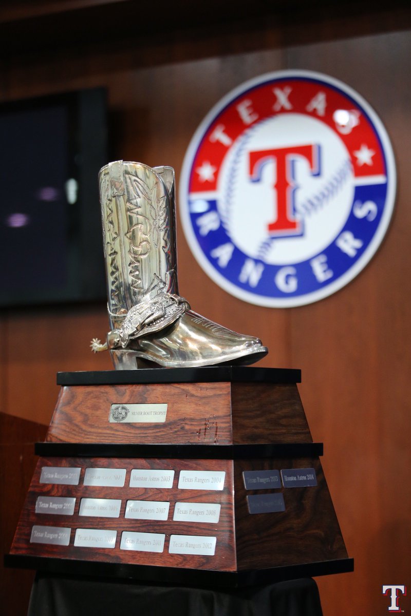 Rangers's tweet image. Another season with the #SilverBoot in North Texas. 🙏 #RangersThankful