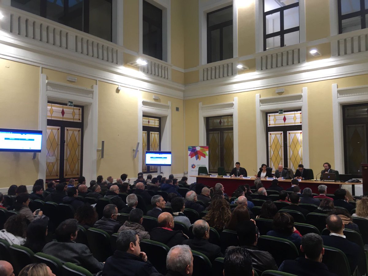 PorCalabria's tweet photo. Eventi territoriali per entrare nel merito dei bandi e rispondere alle domande degli attori sistema produttivo regionale. #ReggioCalabria https://t.co/N3WYxmLFjX