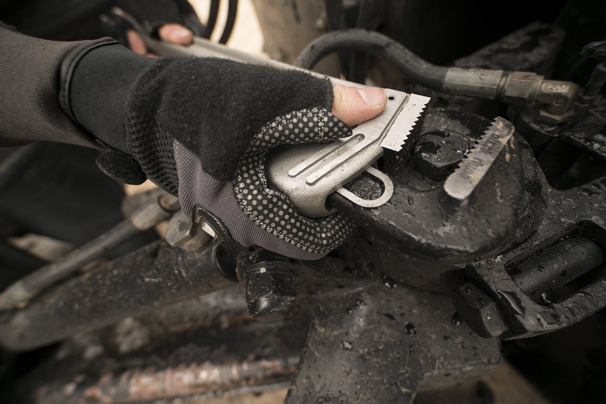 blackrhinotools's tweet photo. When you need a wrench, we've got your back. #adventurewrench #blackrhinotools #wrenches #tools #DIY https://t.co/7Wfro7xD6c https://t.co/uoajj8pFlX