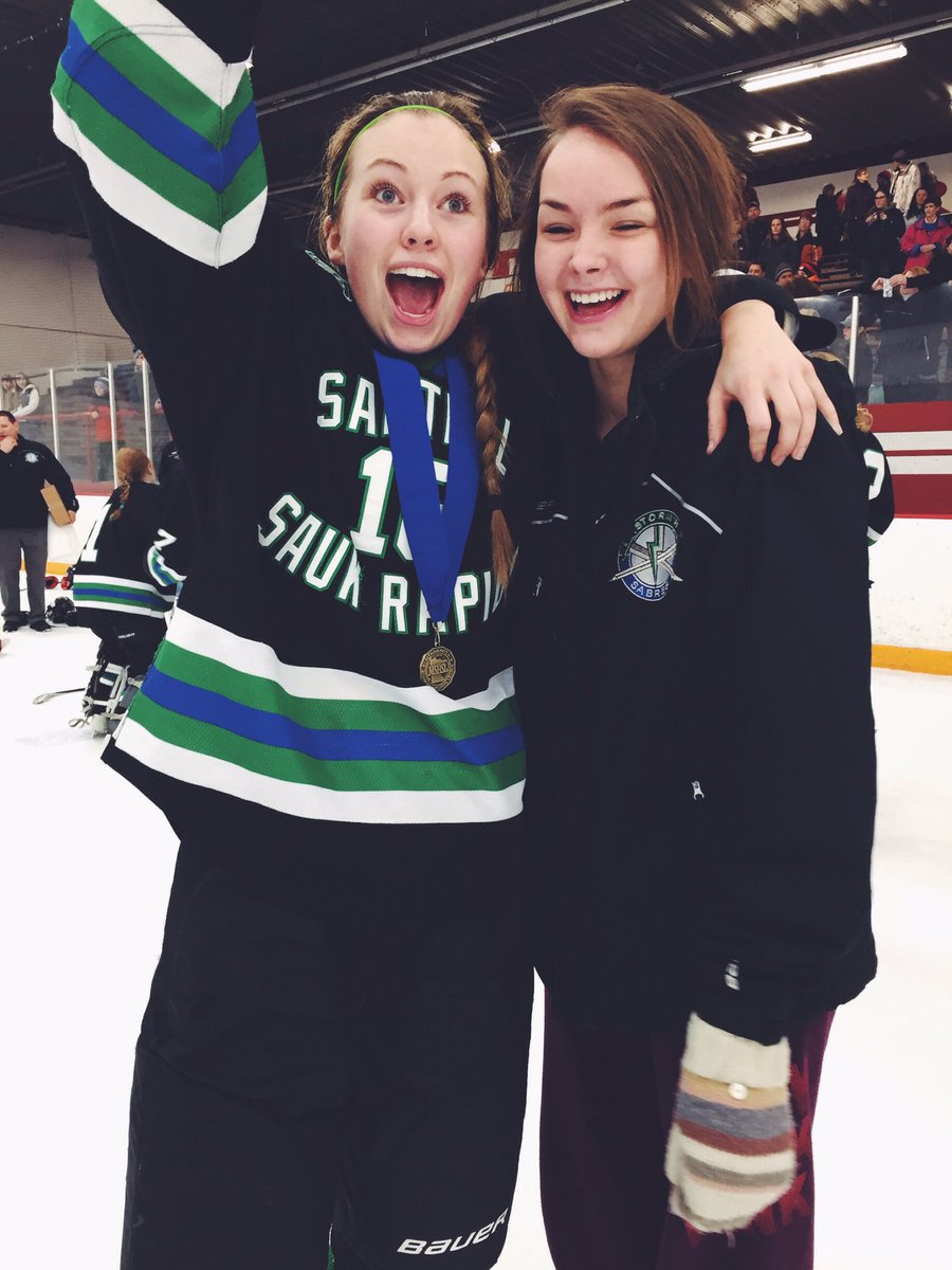 Bre_Hess's tweet photo. Happy bday to my bff💙💙 much love 💕😘 @jadenturner_ https://t.co/Um84zAs2Tn