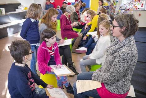 Bosbeekleerlingen portretteren hun familie dlvr.it/Mmz4Mg