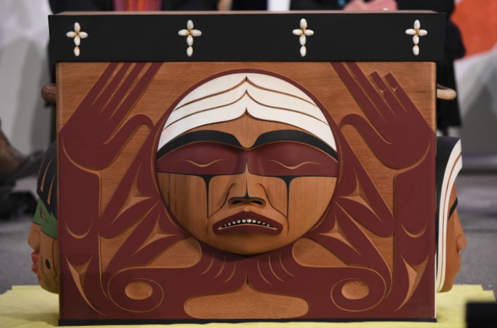 OISEUofT's tweet image. What does the Truth &amp;amp; Reconciliation Commission Report mean for education? Find out today at #OISEUofT. #FMNIEd #TRC ow.ly/OaQ7306DEda