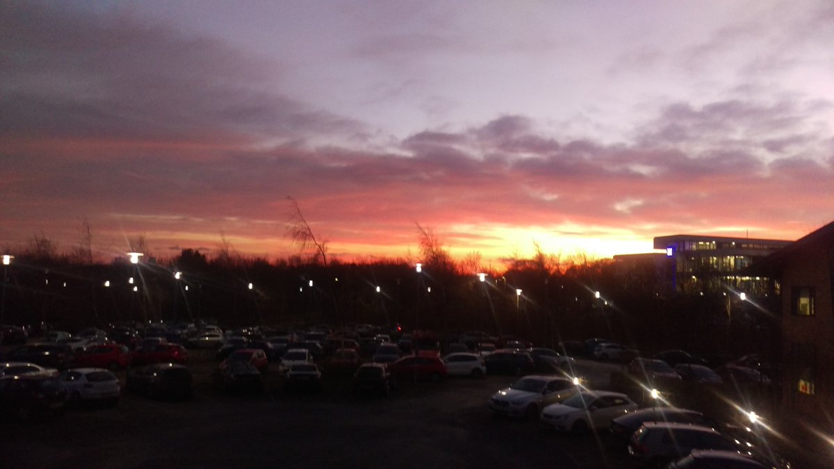 Rivergreen_Ctr's tweet photo. Stunning sunset this evening at the Rivergreen Centre #northeasthour #durhambusiness #landscapephotography https://t.co/LABqJRYi3z