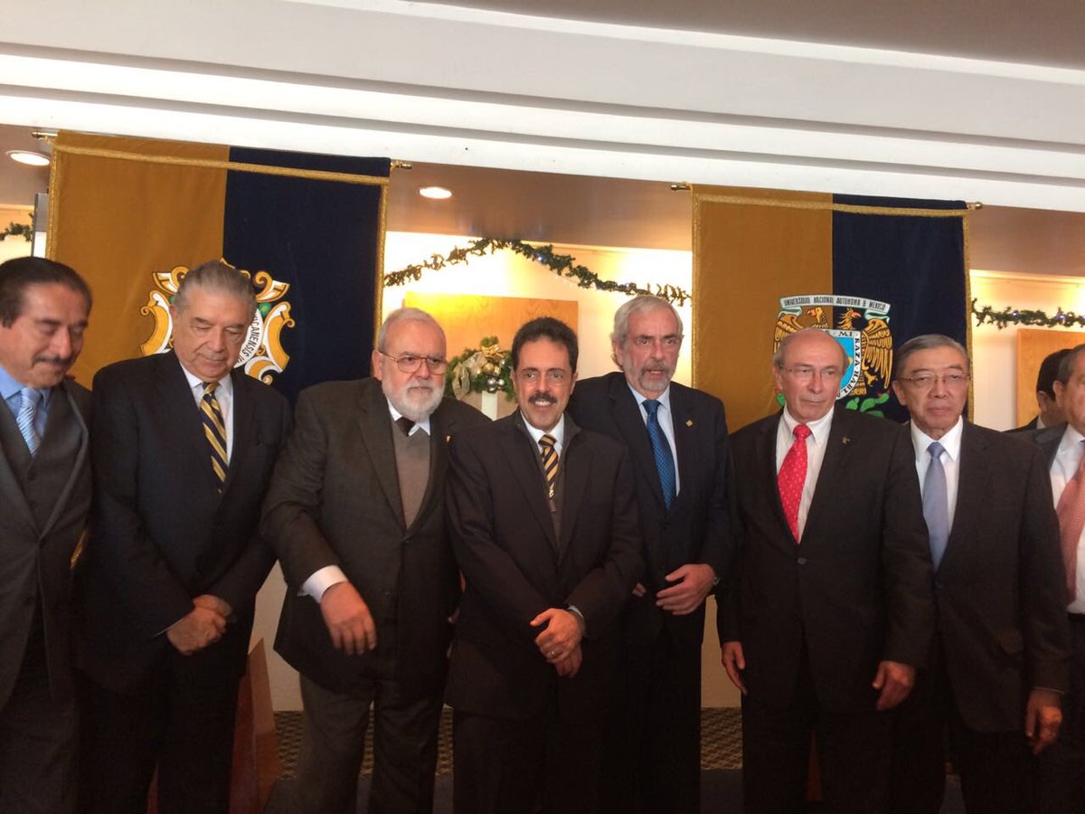 Fundacion_UNAM's tweet photo. Reunión de @SEFCAUNAM en presencia del rector, Dr. Enrique Graue, el Pdte #FundaciónUNAM @MeadeD y el director de @FCAUNAM1 Dr. Alberto Adam https://t.co/D26w9gZom1
