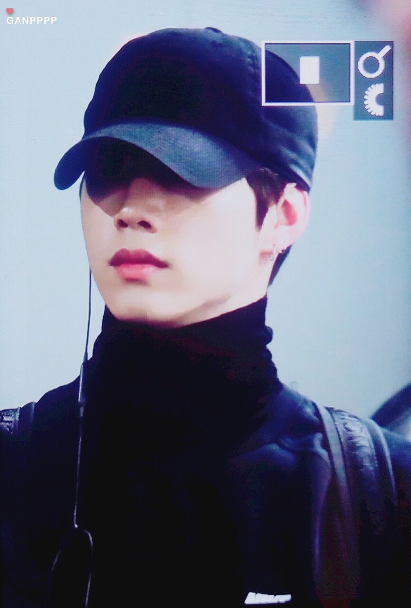 ganpppp's tweet photo. 161201 HKG #mark #마크 #GOT7 https://t.co/Wg2oHk1fmX