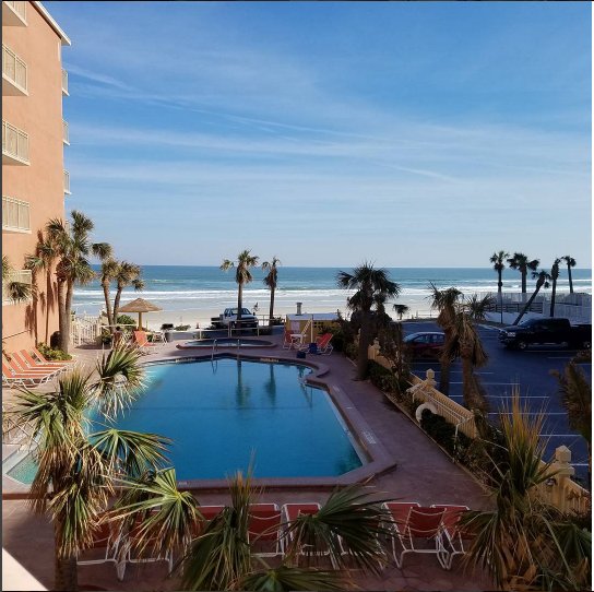LexDaytona's tweet photo. Our guest @sandrialmason with a beautiful shot of the pool/beach from her oceanfront balcony. https://t.co/sHYdVkoxaY