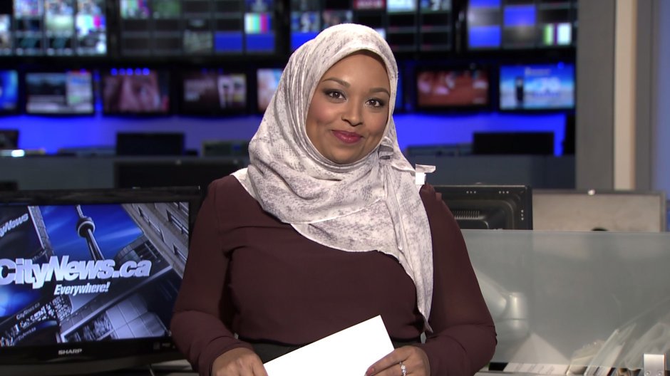 Latina's tweet photo. A Hijab-Wearing TV Anchor Just Made Canadian History: https://t.co/KXlwrnbHGE 👏🏽 https://t.co/TvIV1MyXO2