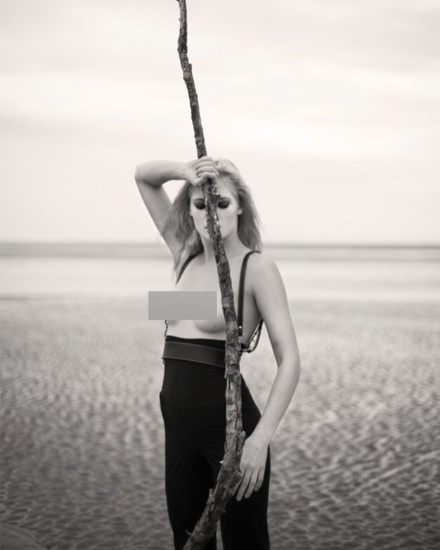 BRIGADEMONDAINE's tweet photo. Press Brigade Mondaine and @siervum for Concorde Magazine (@concordemag )
PHOTOGRAPHER : M… https://t.co/Px5adbPfvZ https://t.co/zrkf7RFwwy