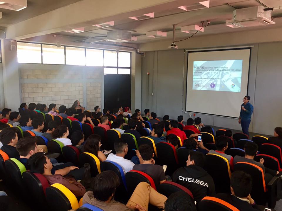 UPYucatan's tweet photo. Hace unos días recibimos a @OD_Mayer de @the_hublab, con la charla "Fablabs: Boosting innovation and entrepreneurship with a global network" https://t.co/x9hYUfL2ie