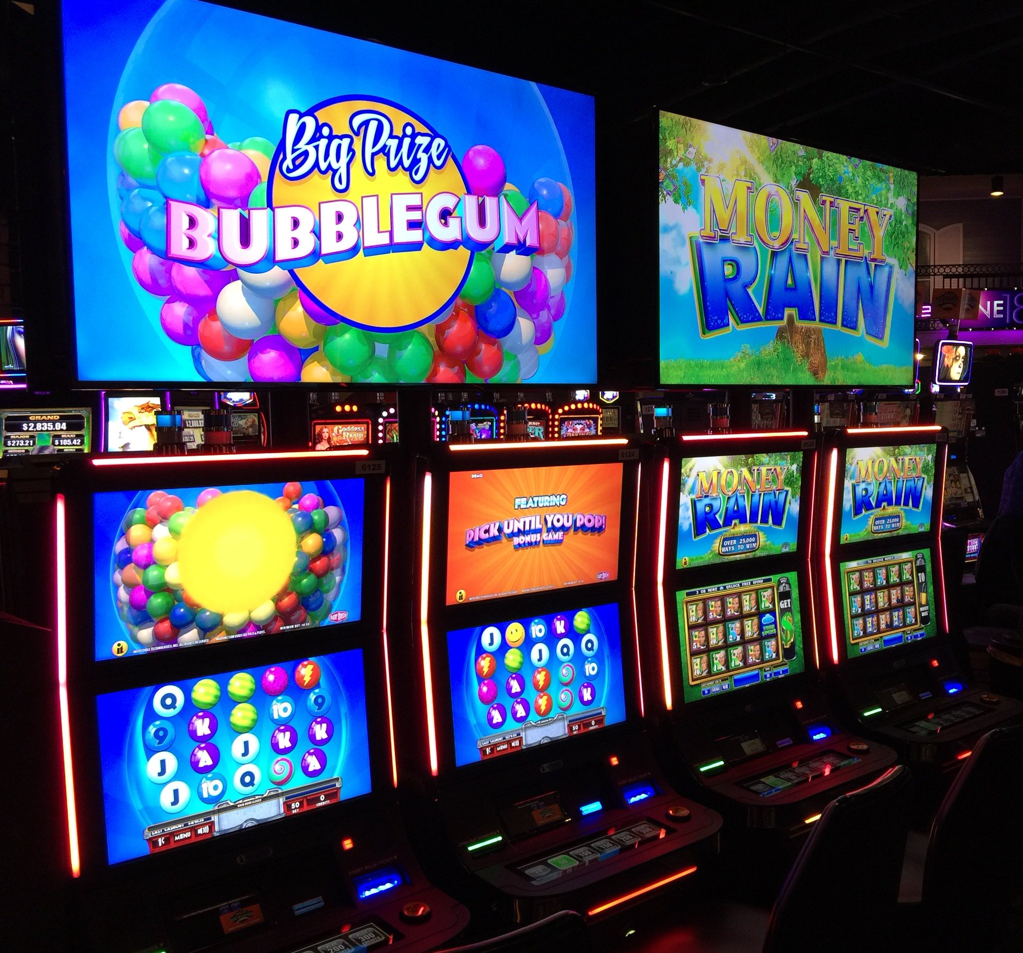 Big Prize Bubblegum Slot Machine