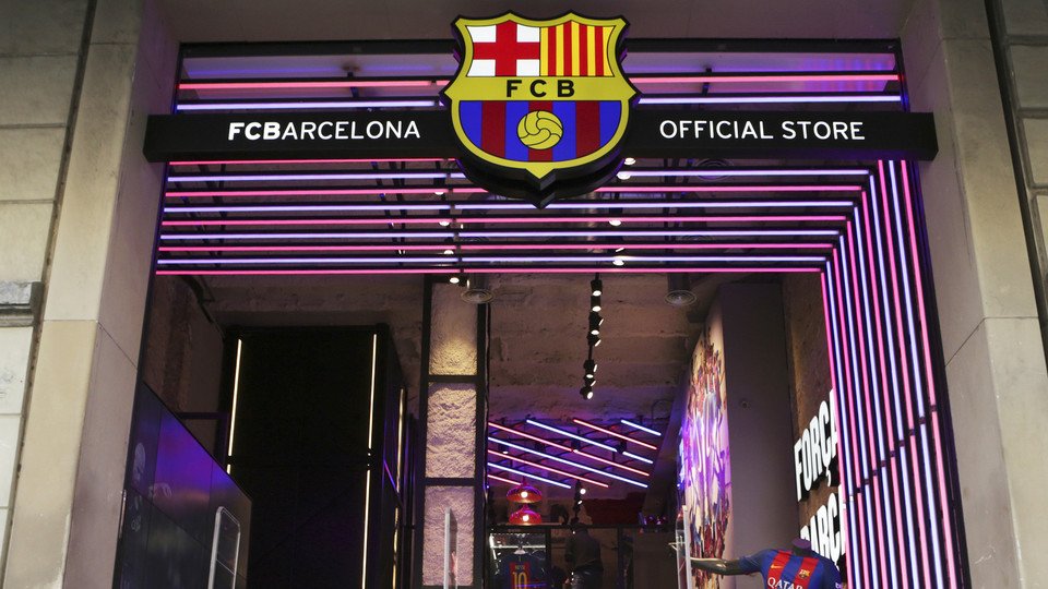 Barcelona on Twitter: "📌 El Barça abre tienda en el centro de Barcelona de la de Nike https://t.co/a2tCbTjEvq #ForçaBarça https://t.co/xTDwLDwEcv" / Twitter