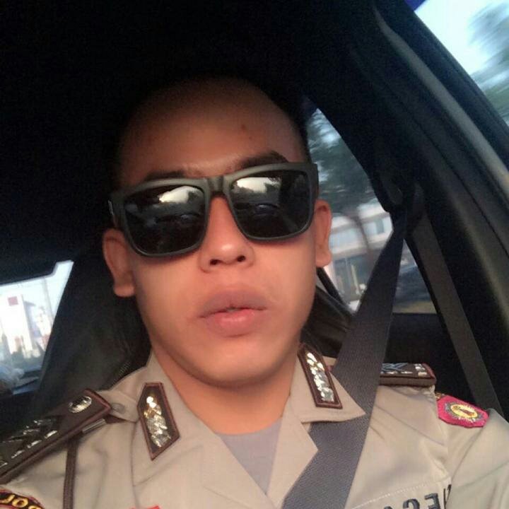 johnyzany's tweet photo. Come join me, or you'll be left behind #BIGOLIVE > Audisi BIVO🎤. https://t.co/cdIntkogV9 https://t.co/V6O0GaG8TO