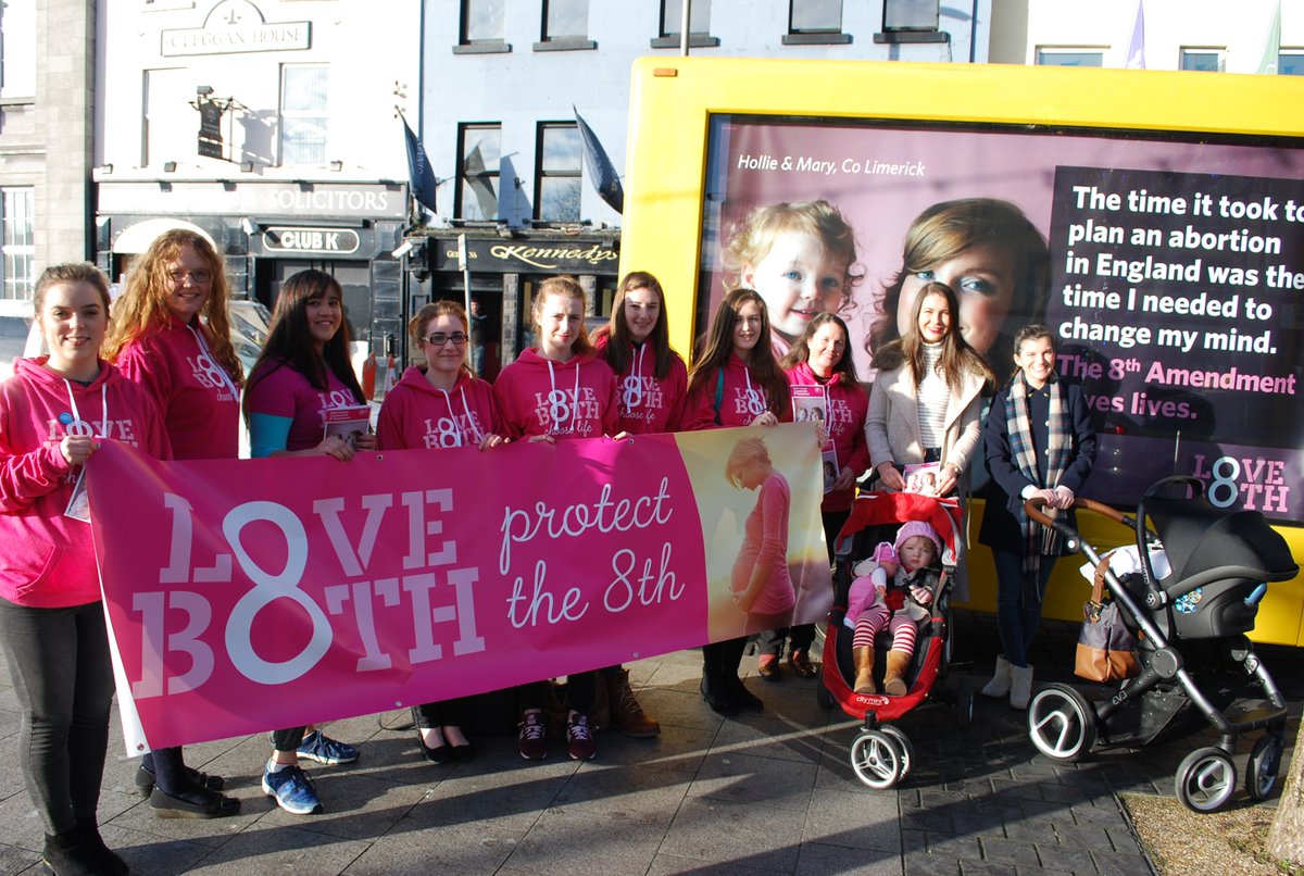 MaryHaskett4's tweet photo. Supporting women, protecting babies #loveboth @EndaKennyTD https://t.co/v0JbmJepvN