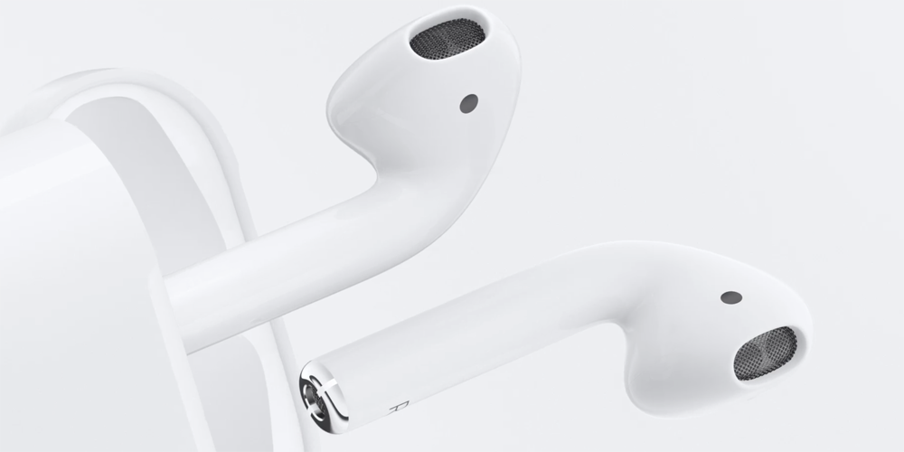 9to5mac's tweet image. AirPods expected to ship in next few weeks according to alleged Tim Cook email 9to5mac.com/2016/11/30/app…