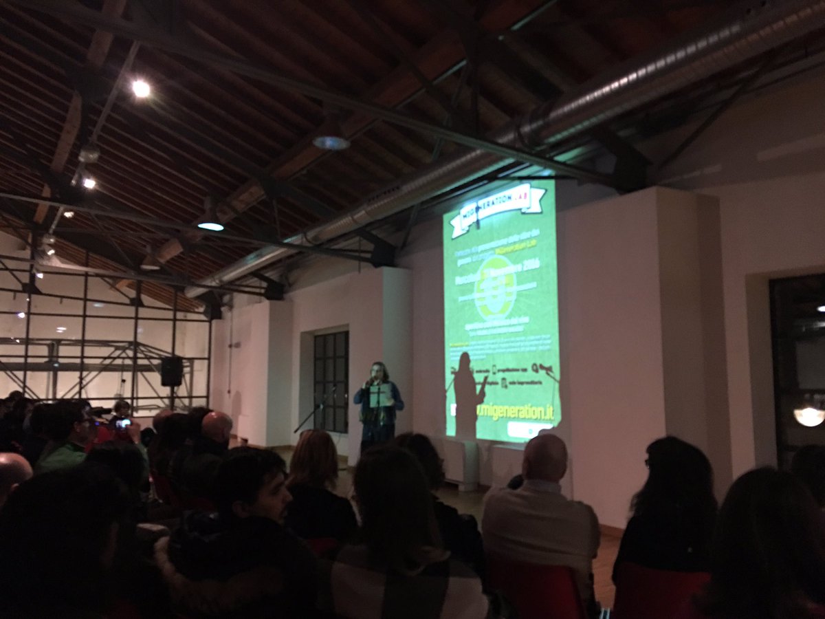 AChiriatti's tweet photo. #MigenerationLab @ComuneMI con i saluti che danno il ritmo del vicesindaco @Anna_Scavuzzo @ItaliaCamp https://t.co/T5mR2a6hRd