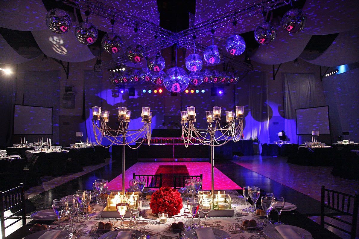 Ahora #GuillenCatering se une al equipo de #RegimientoPatricios para hacer de tu noche una experiencia única.