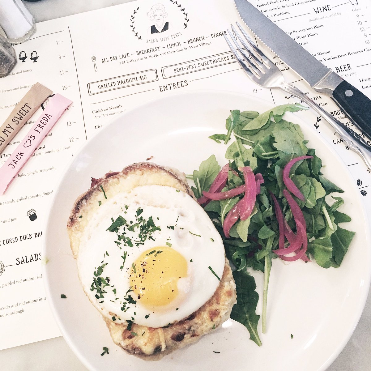 lindato__'s tweet photo. Missing New York but I have a post about all my fave brunch spots if you are heading there soon 👉🏼https://t.co/kUIBgZa8O5 #jackswifefreda https://t.co/9QgALAWSS0
