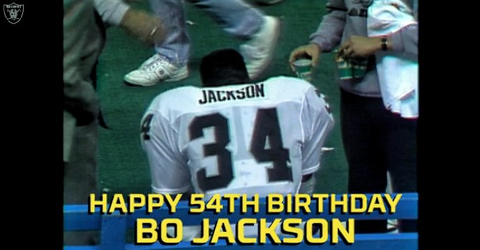 Happy 54th Birthday, @BoJackson!  Here's a reminder of how fast he was:  bit.ly/2gLUL3X https://t.co/db9VY6aJ9X