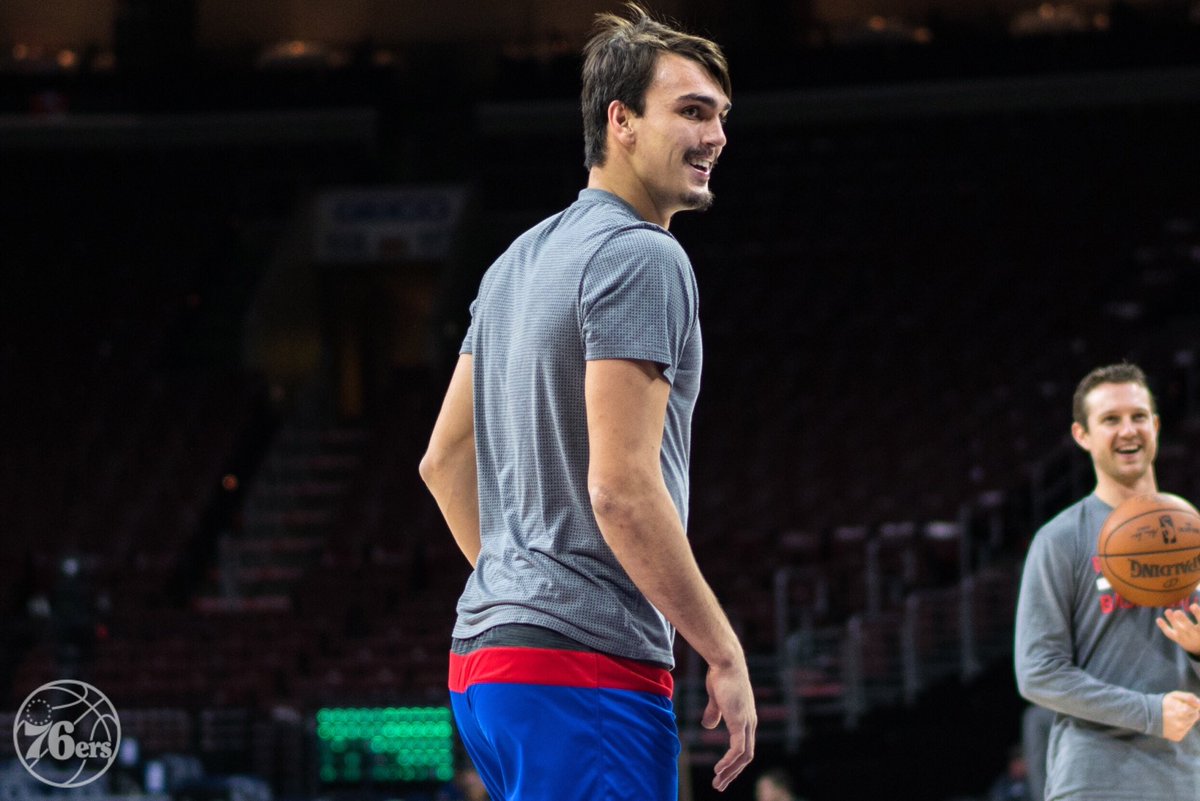 🏀 +  👨🏻 = 😁  🕖: 7PM  /  📍 The Center 📺: @CSNPhilly / 📻: @975TheFanatic  📝: on.nba.com/2gFMt16 https://t.co/JPJn4QVZNe