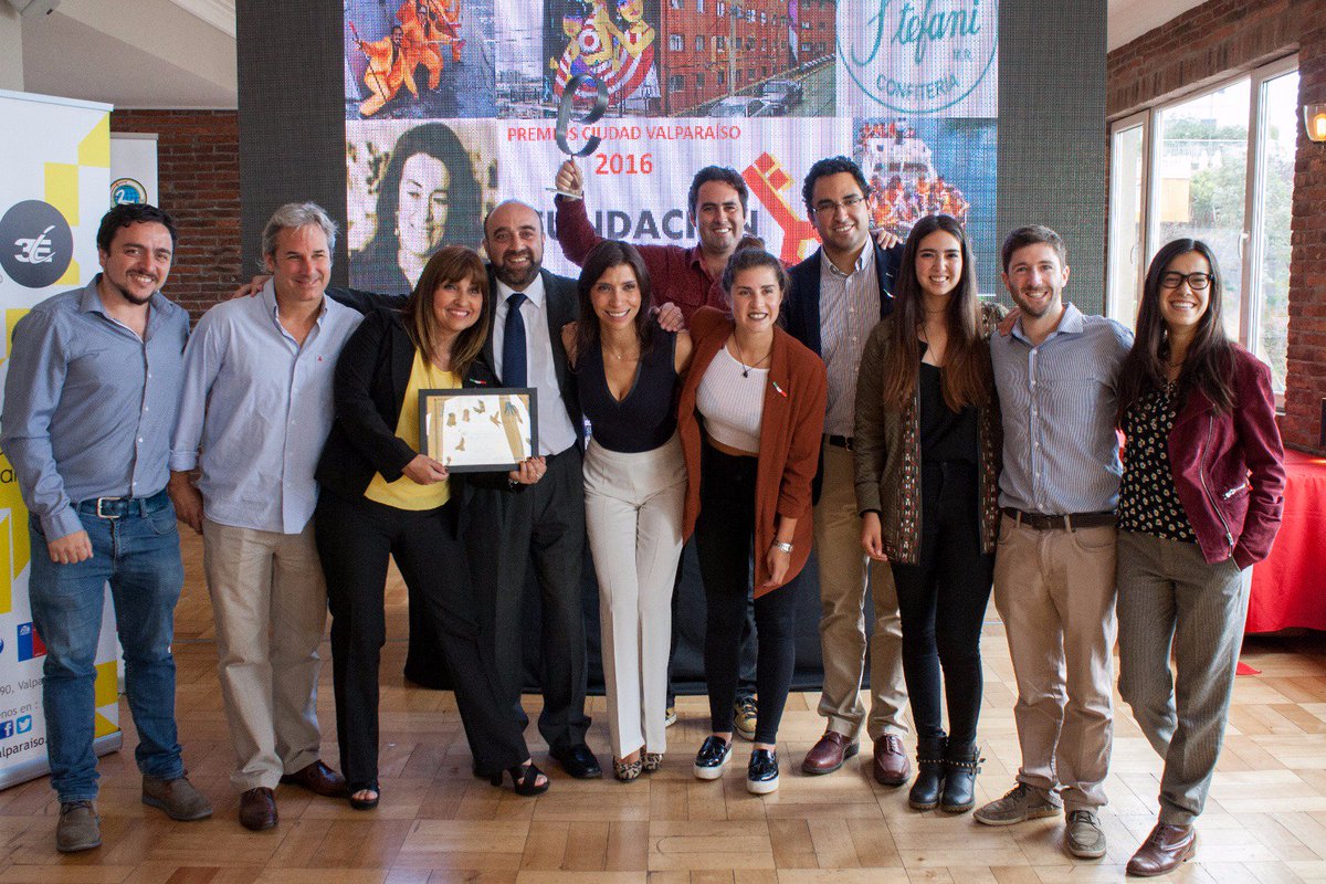 Instituto3IE's tweet photo. Felicitaciones a todos los involucrados en el @iFValparaiso3iE por el premio Ciudad Valparaíso de Fundación Futuro. https://t.co/ZgzvkPzPi1