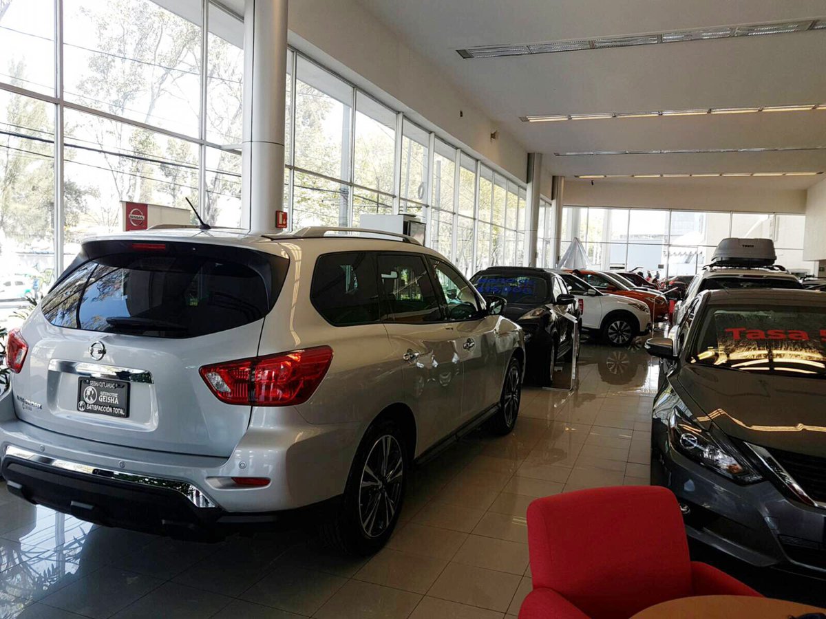 JATOMexico's tweet photo. #LaVidaEsMuyCortaPara no visitar @NissanCuitla Gracias por dejarnos conocer más de #Versa #Pathfinder #SentraSR #Maxima @Nissan_mx 🚘 https://t.co/8VFHgVzKtU