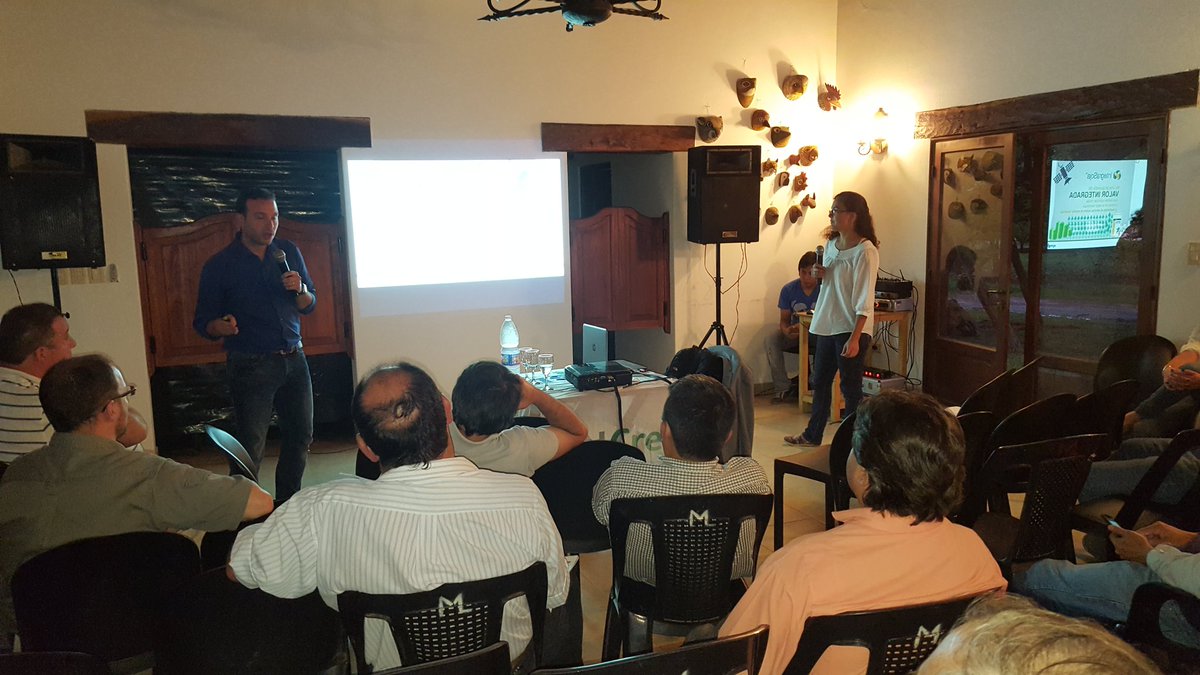 CarlosBecco's tweet photo. #Integrasoja @S4AGTech y las nuevas variedades @Syngenta_ar llegaron a Las Lajitas, Salta de la mano de #CNAgro #RedCrecer https://t.co/8fyrNxNh6r