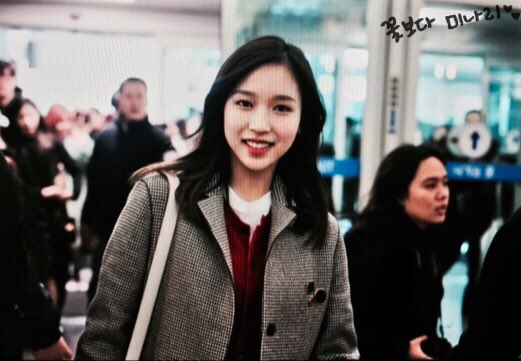 _Flower_Mina's tweet photo. 161201 인천공항 출국 미나 프리뷰
12월의 시작도 미나와 함께 😄
#MINA #TWICE #미나 #트와이스 https://t.co/tzN3l6XBPh