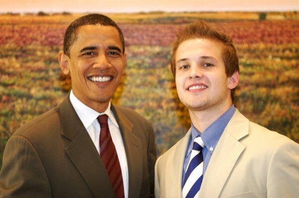 CMLBates's tweet photo. '07 Intern w/ then-Sen. Obama. Asked him about Kevin Garnett joining the @Celtics. @POTUS said they'd be @NBA champs. #EncountersWithObama https://t.co/jjHWFIVHA1
