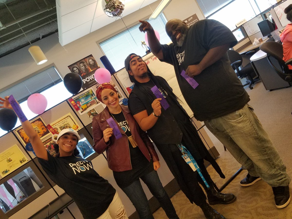 shekiamartin's tweet photo. E.O.M. Top Reps MTD Amanda,Blake,Nancy, & Ron! Awesome Job Manager Commendation Winners!!! #tugglenation #msscerritos #TeamKia https://t.co/TEjCXWlbcl