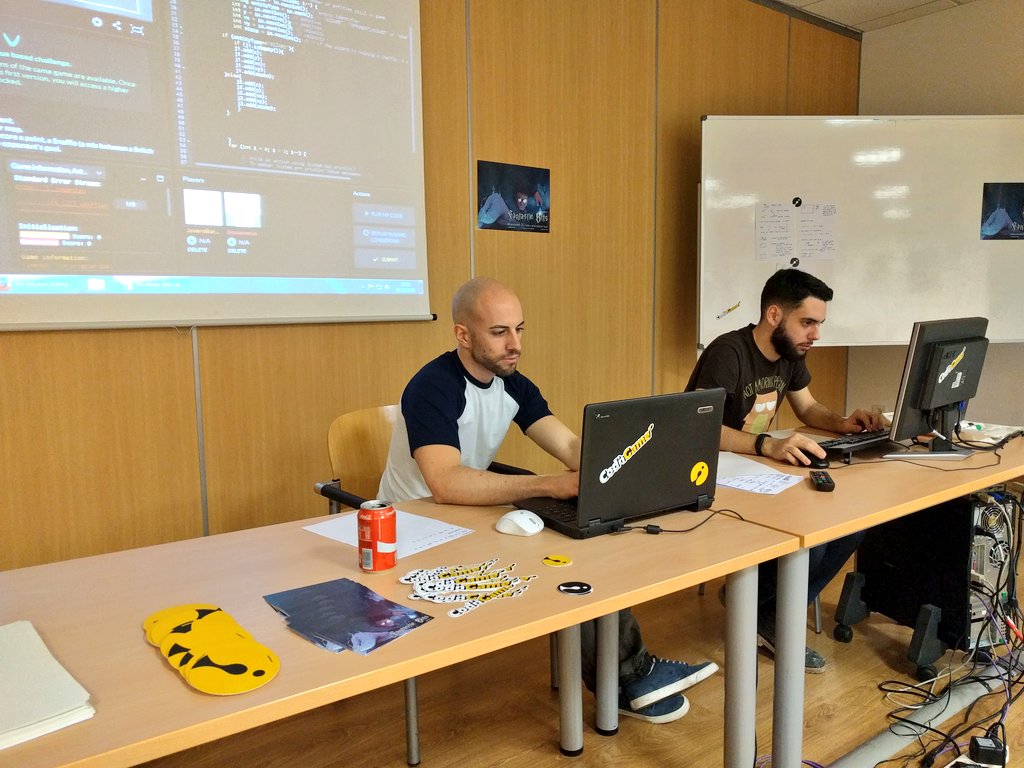 AWSzgz's tweet image. Coding at the Zaragoza, Spain #CodingHub for the @CodinGame #FantasticBits contest. Learning a lot and creating strategies 💭
brains = hurt 😅