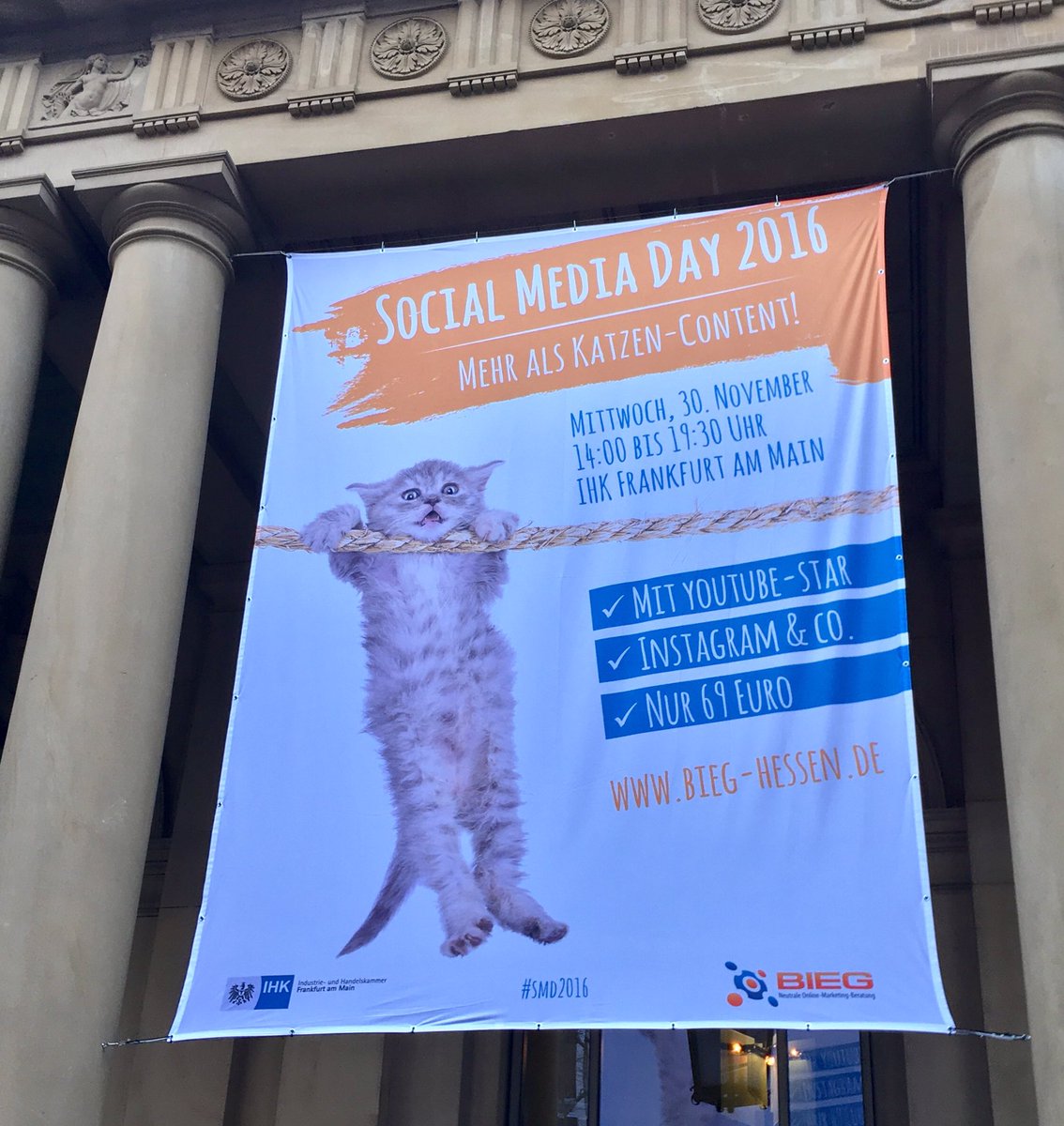 saelinger_media's tweet photo. Danke @BIEG_Hessen und die Referentenfür den spannenden #smd2016 - das war alles andere als gutabgehangener Katzen-Content! https://t.co/xUjL2biZfk