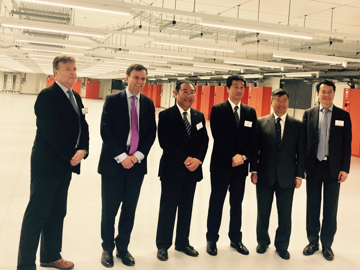 LINX_Network's tweet photo. Proud to be special guests at the official launch of @TelehouseUK new #datacentre #NorthTwo https://t.co/5tsYQ31jqG