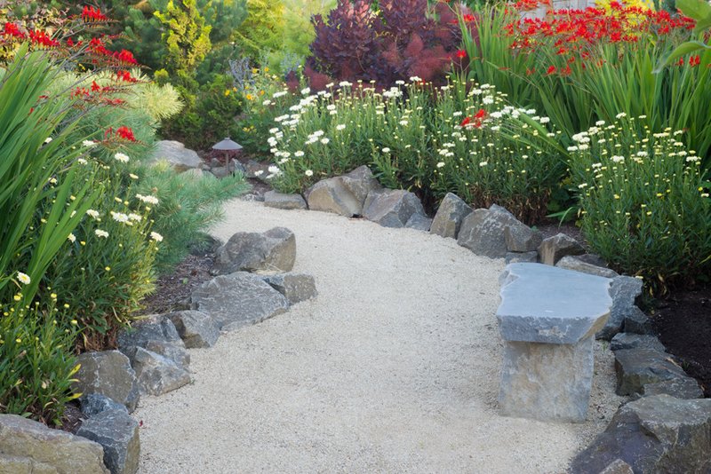 ONDERHOUDSVRIENDELIJKE TUIN - Tuinplannen aan het maken? 9 tips die u tijd besparen > directplant.nl/blog/onderhoud…
