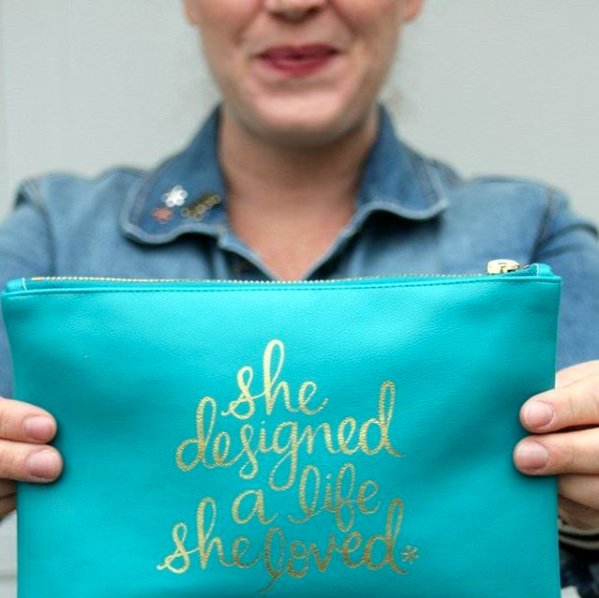 ErinCondren's tweet photo. Party-going gals need a cute #clutch for keys, gloss, &amp; cards! Shop this luxe look: https://t.co/H5vlVnztVE #ECQuote #Accessories https://t.co/0JzFCNekJW