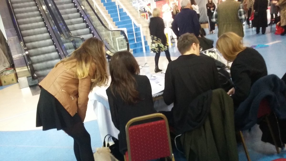 NigelFarnworth's tweet photo. #FSCStyleSecrets @RussHogarth @CCG_UK Successful end to another great @UCLan event https://t.co/UsW02O748G